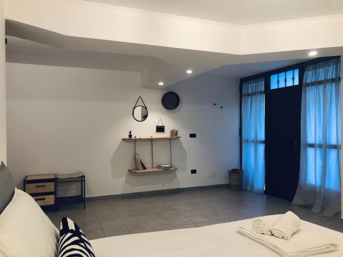 Menouno House Apartamento *