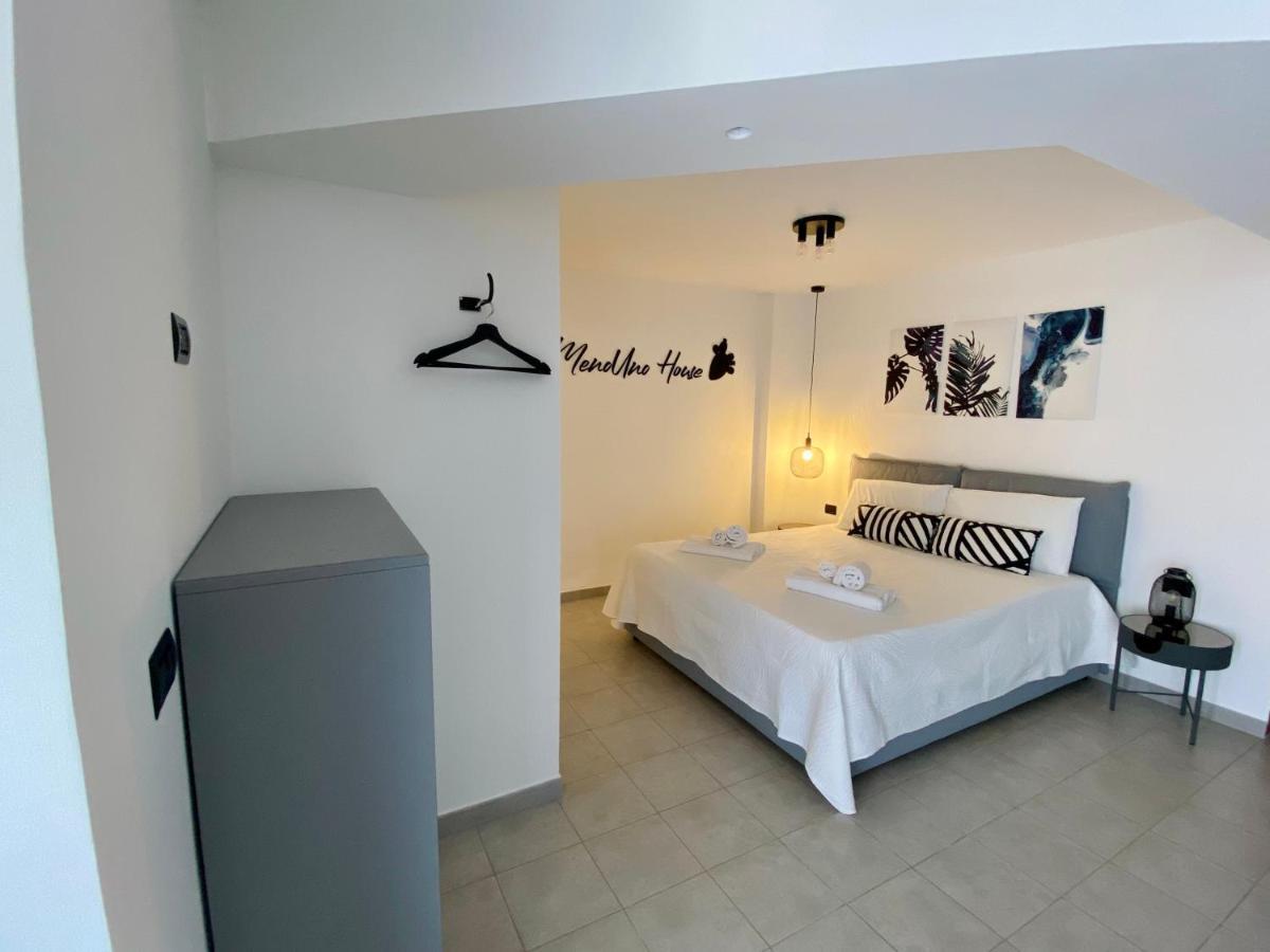 Menouno House Apartment